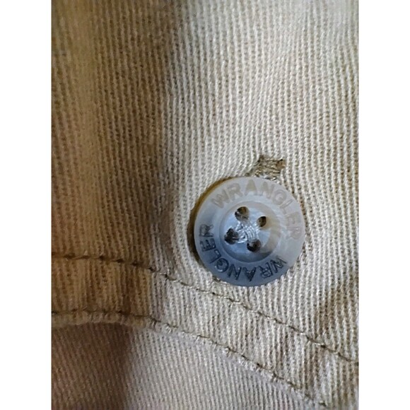 Wrangler Women's Short Sleeve Button Up Shirt, Size M‎ - Picture 3 of 9